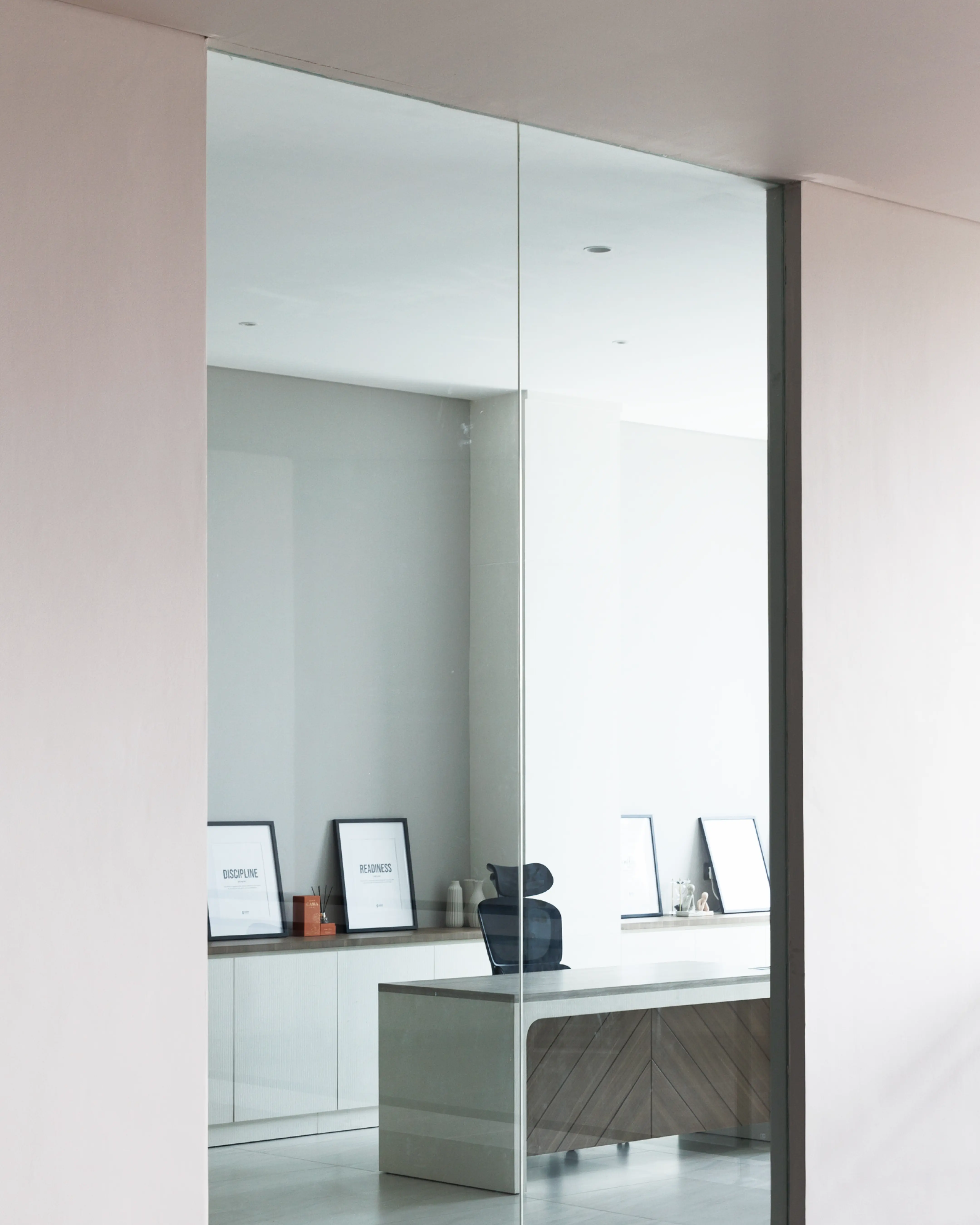 Tempered Glass Fix Window